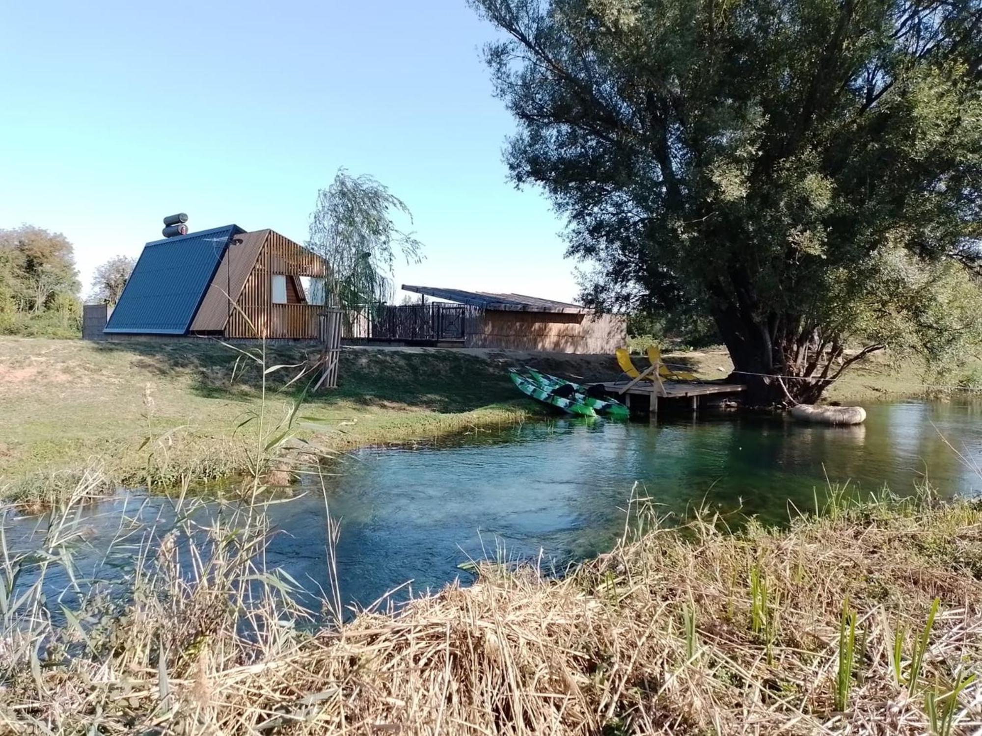 Glamping House Two Rivers Любушки Екстер'єр фото