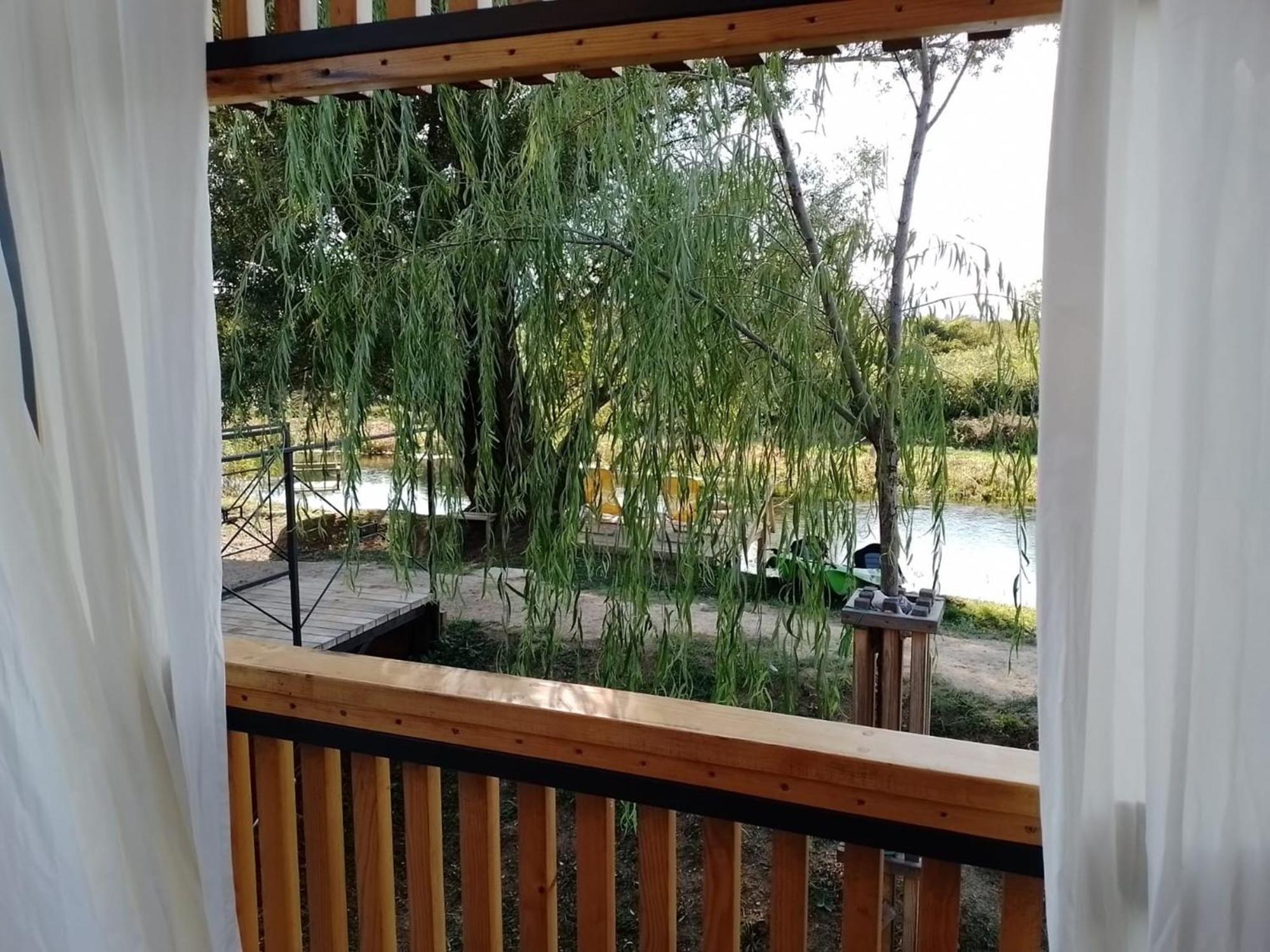 Glamping House Two Rivers Любушки Екстер'єр фото